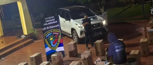 ELDORADO: Interceptan camioneta robada en Brasil con millonario cargamento de cigarrillos de contrabando