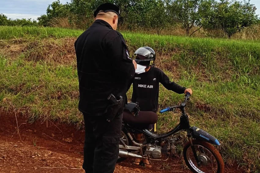 CAMPO RAMÓN: Retienen una motocicleta por falta de documentación y múltiples irregularidades